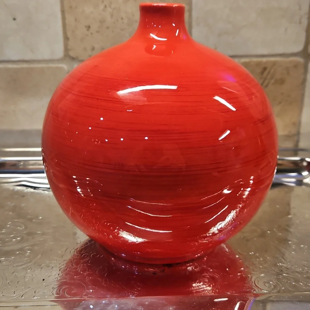 FITZ AND FLOYD Small Short Vase Pottery Pop Of Red‎ Color